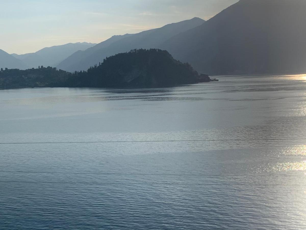 Il Terrazzo Sul Lago Варенна Экстерьер фото